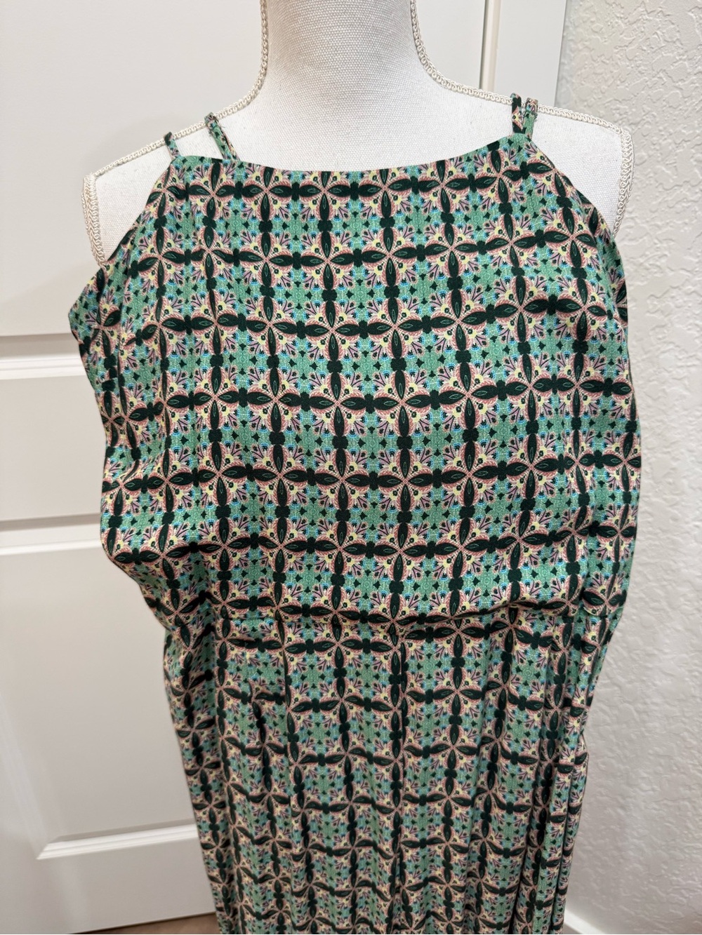 FARM Rio x Anthropologie "Honolulu" Geo Floral Wide Leg Jumpsuit Size Small - Picture 8 of 12